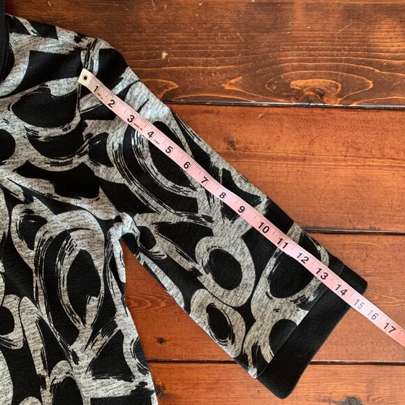 Joseph Ribkoff Snap Front Black Gray US 4 Duster Cardigan Kimono Abstract Cowl - Picture 13 of 14